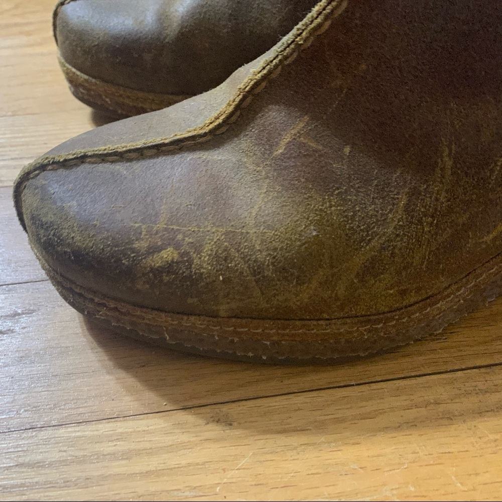 Olukai wedge bootie